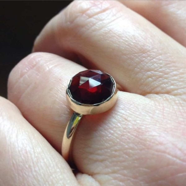 garnet gold ring